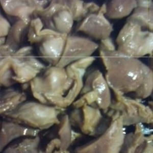 鶏の砂肝スタミナ炒め（にんにく風味）